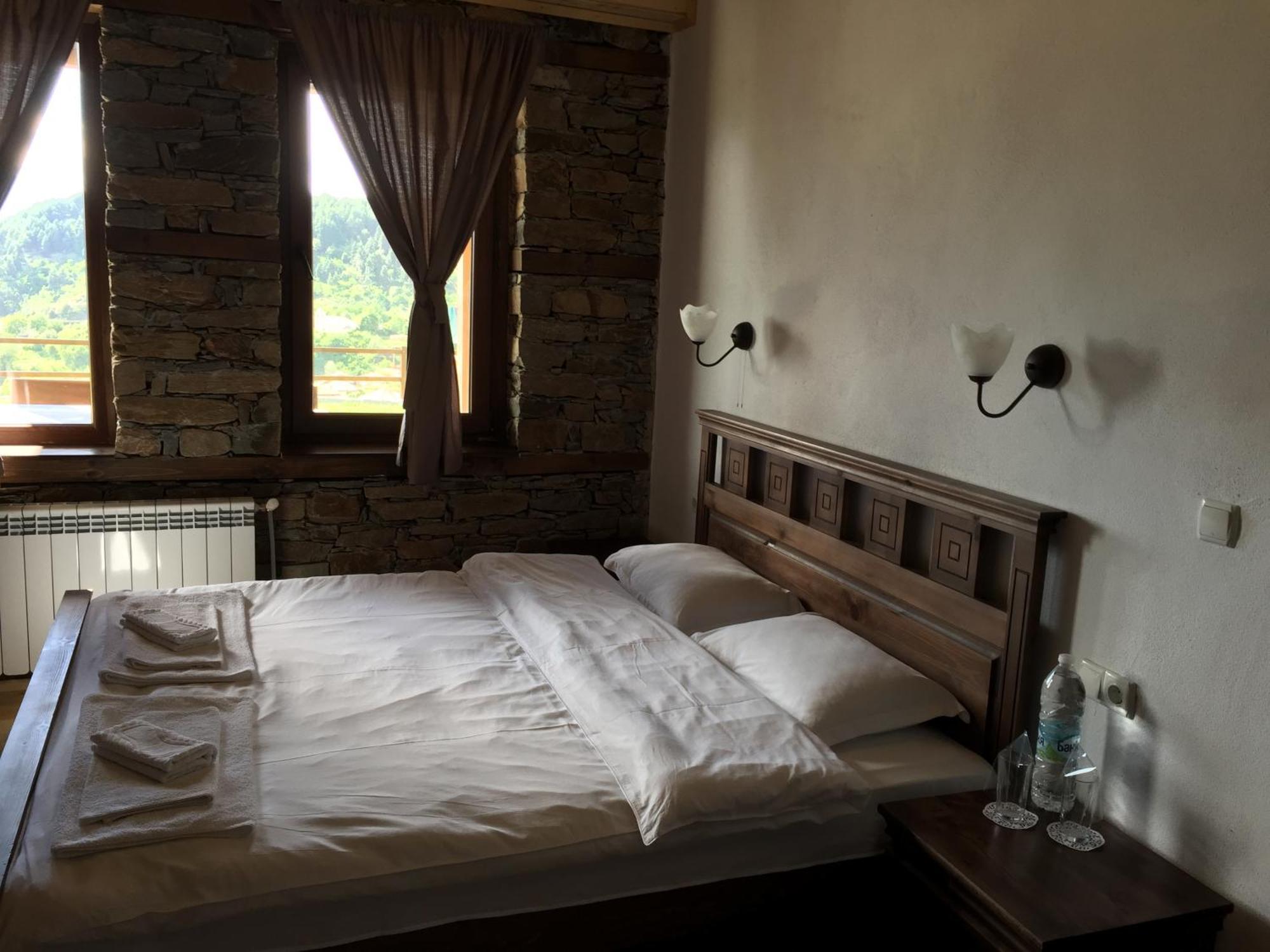 Калпаците - Kalpacite Guest Houses Skrebatno Exterior photo